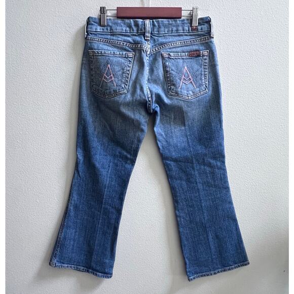 7 For All Mankind Cropped Flared Women's Size 25x23 Mid Rise Jeans Medium Wash - Picture 2 of 8